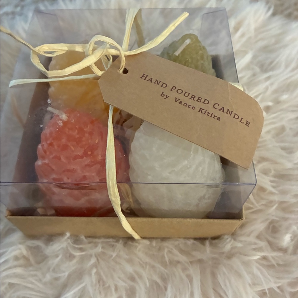 NWT 🍁 🍂 AUTUMN COLORS Hand Poured Candle Set - - Picture 2 of 7
